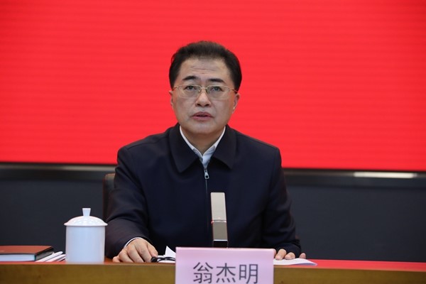 56677778.jpg 56677778.jpg